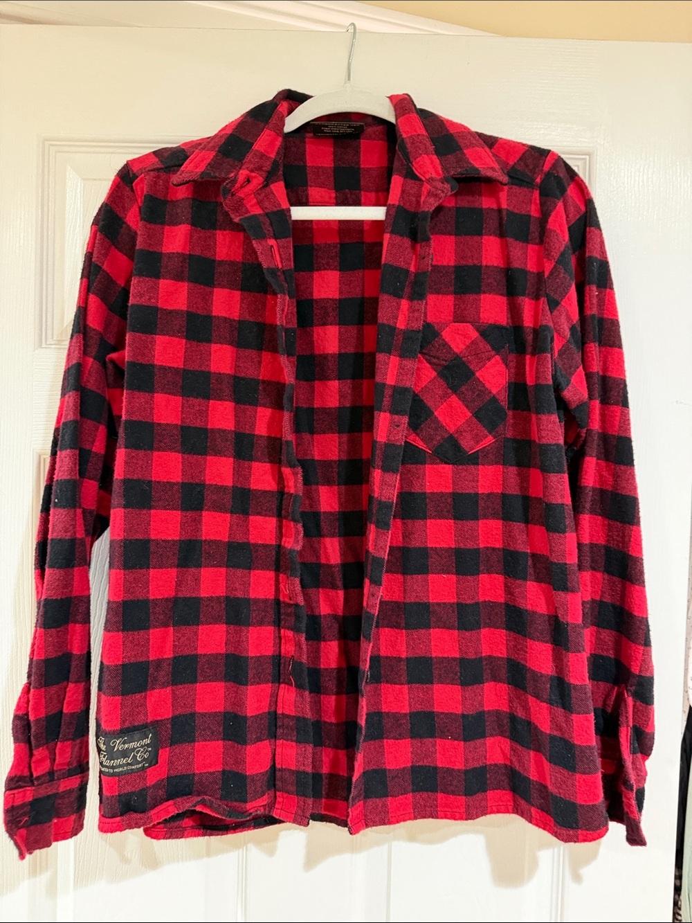 Vermont flannel company Red & Black Buffalo Plaid Men's Shirt Jacket